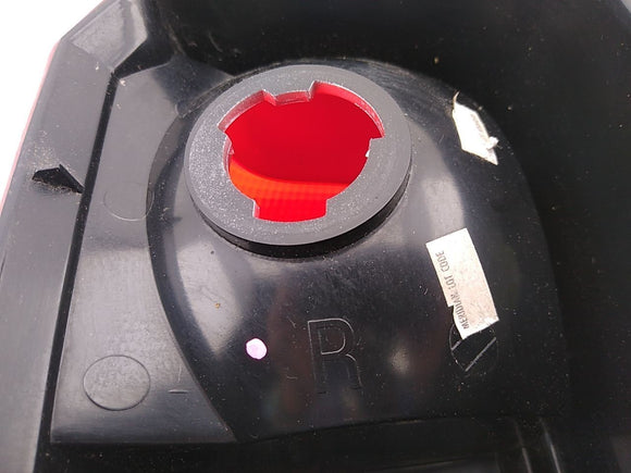 Jeep Cherokee Passenger Right Tail Light