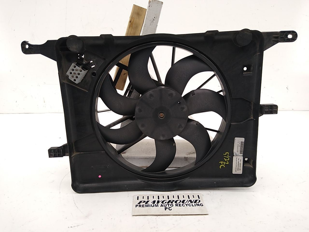Pontiac Solstice Cooling Fan Motor Assembly