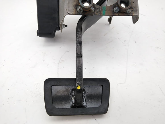Pontiac Solstice Brake Pedal