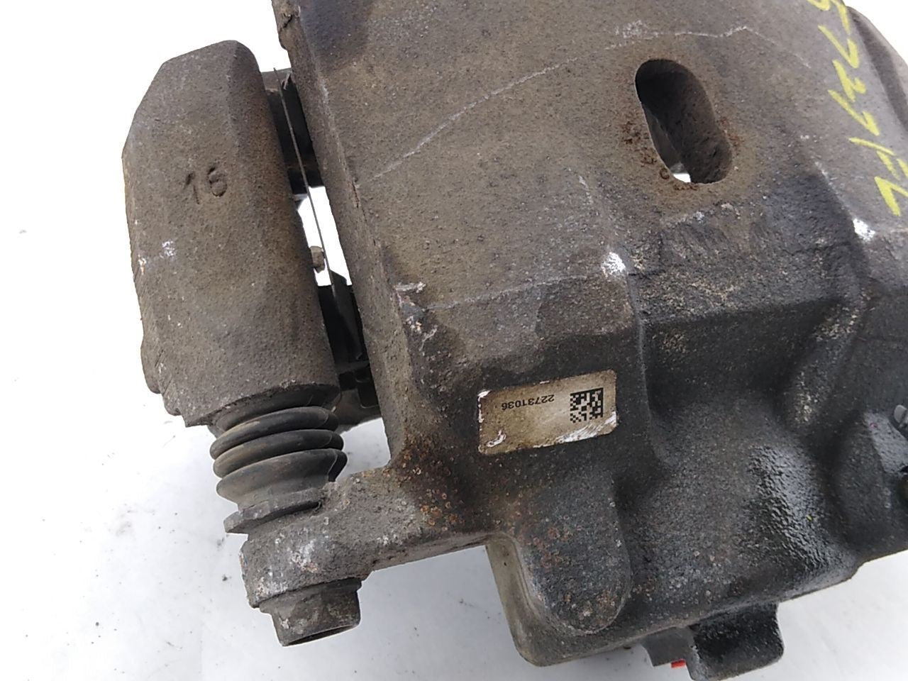 Pontiac Solstice Driver Left Front Brake Caliper