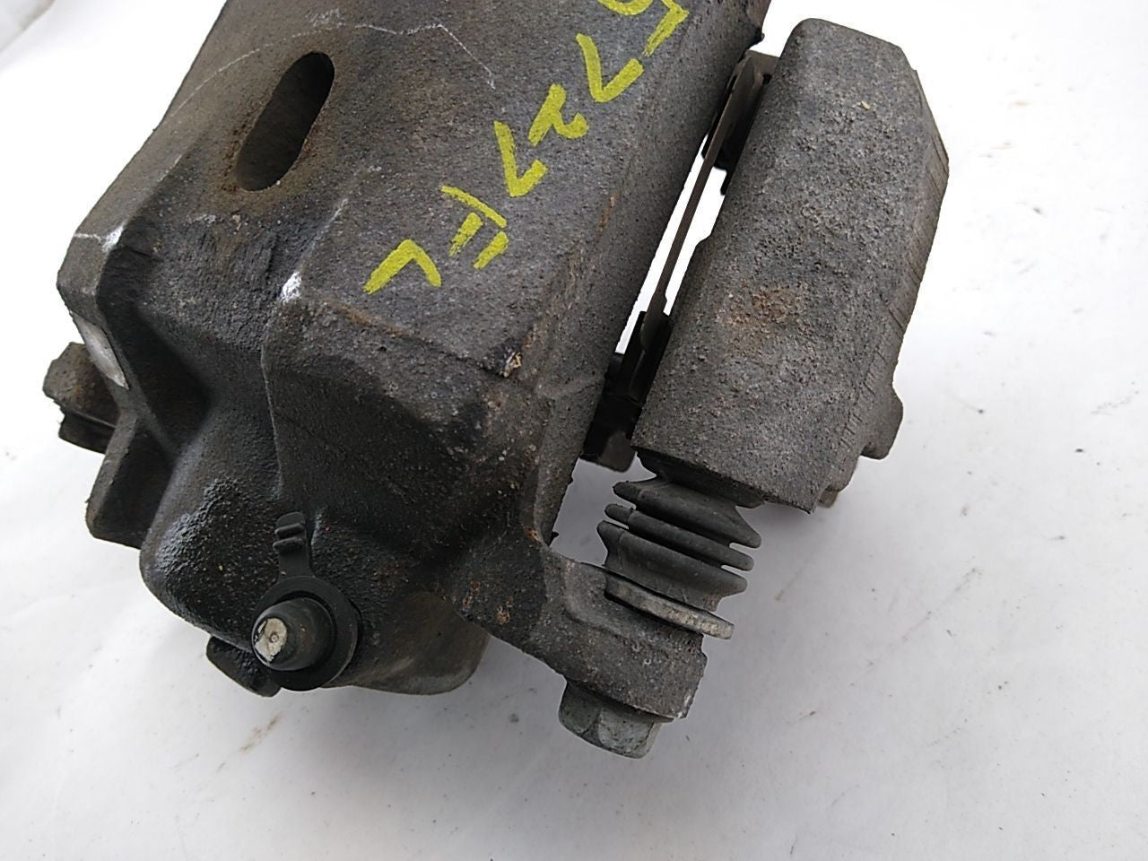 Pontiac Solstice Driver Left Front Brake Caliper