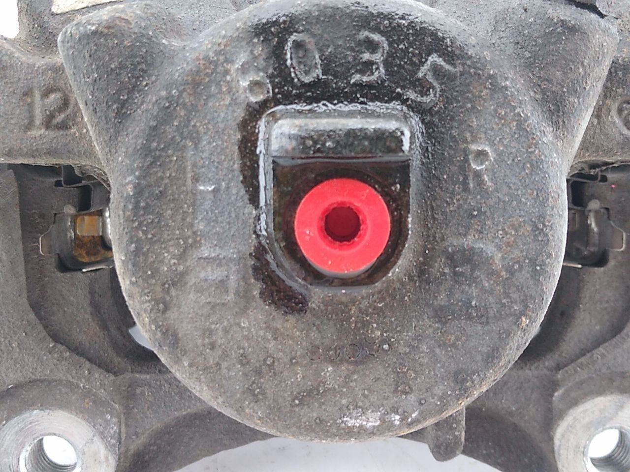 Pontiac Solstice Driver Left Front Brake Caliper