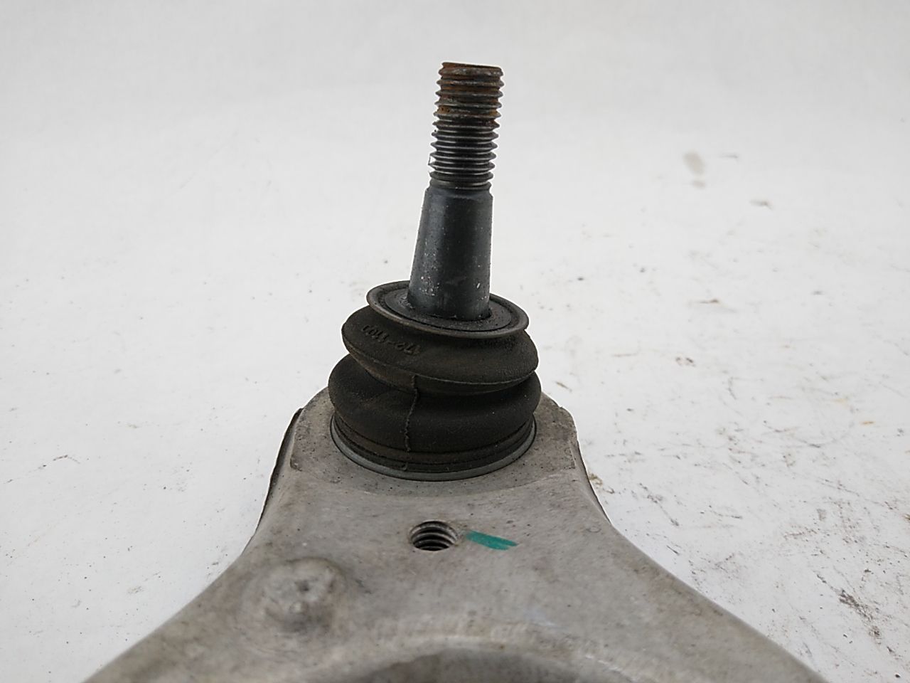 Pontiac Solstice Passenger Right Front Upper Control Arm