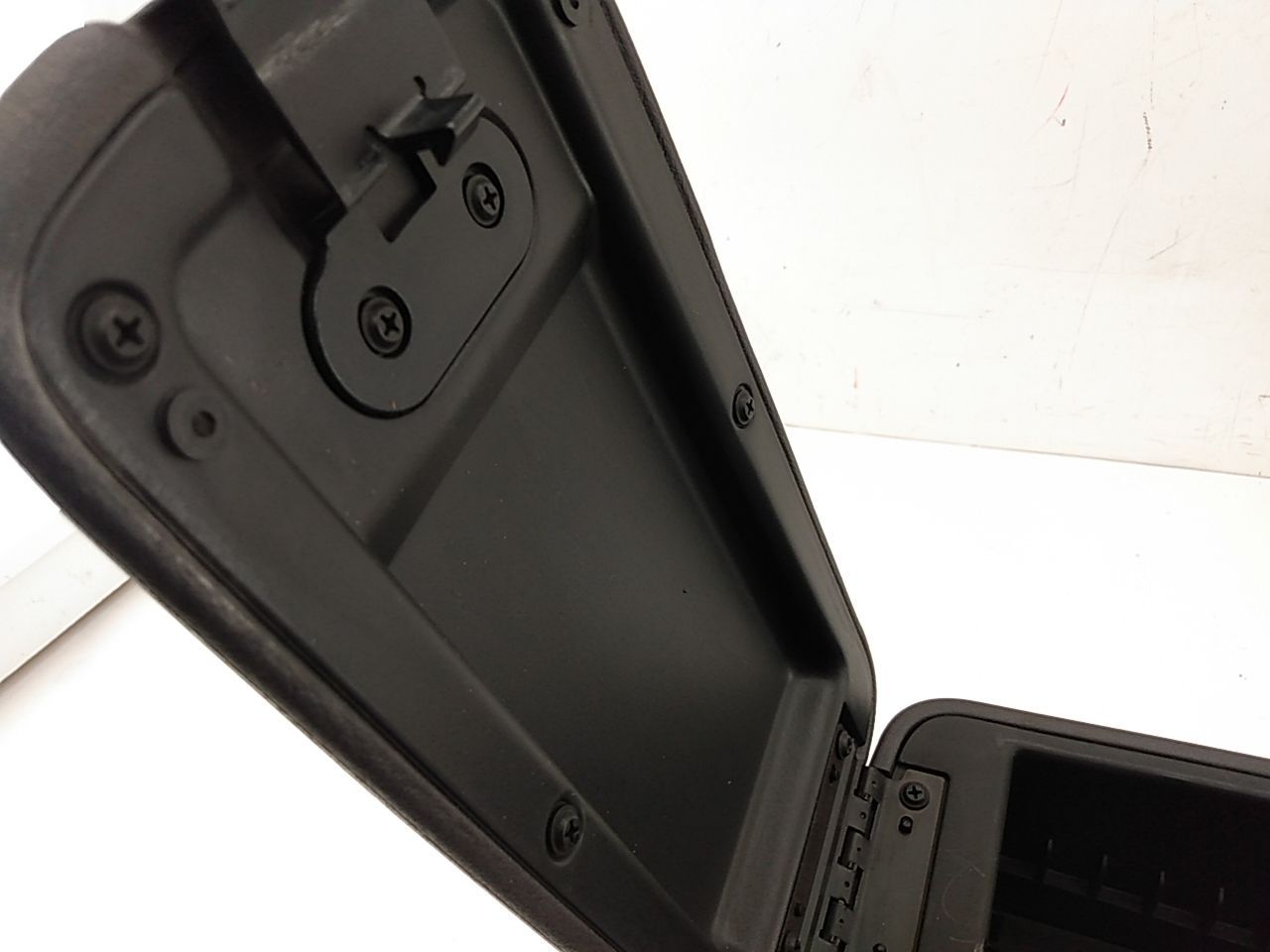 Jeep Cherokee Center Console Floor Base