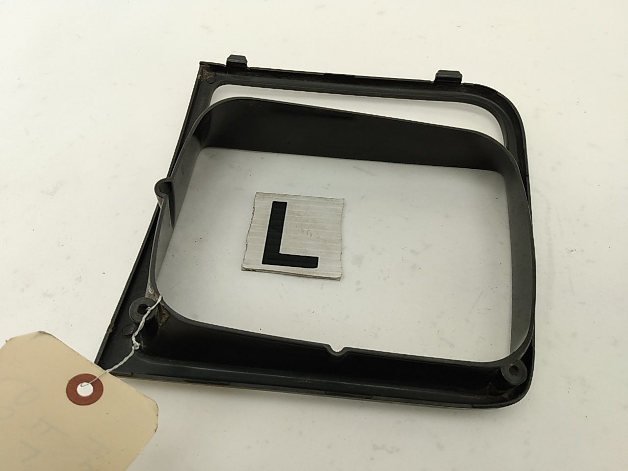 Jeep Cherokee Pair Of Headlight Bucket Bezel Trims