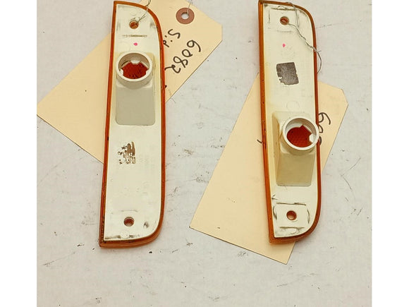 Jeep Cherokee Pair Of Front Side Marker Reflectors