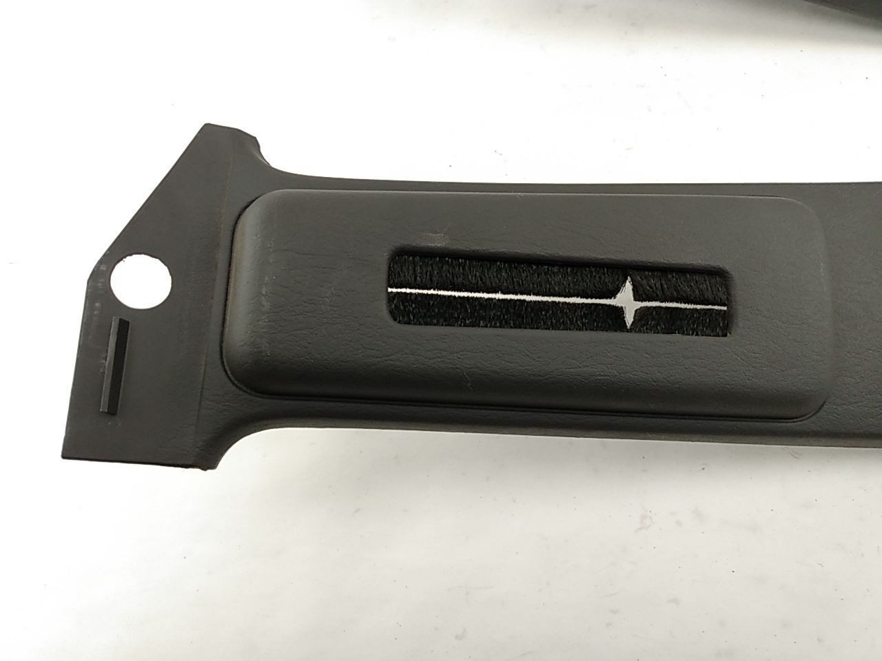 Jeep Cherokee Pair Of Interior B Pillar Trims