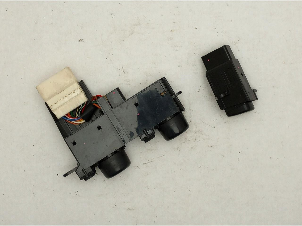 Lexus SC400 Temperature Volume Button Switch
