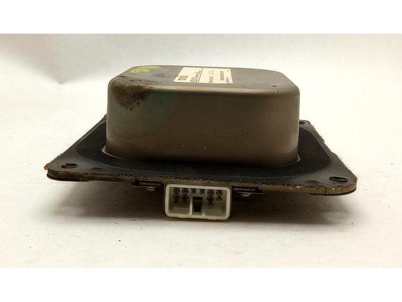 Lexus SC400 Stereo Speaker Amplifier