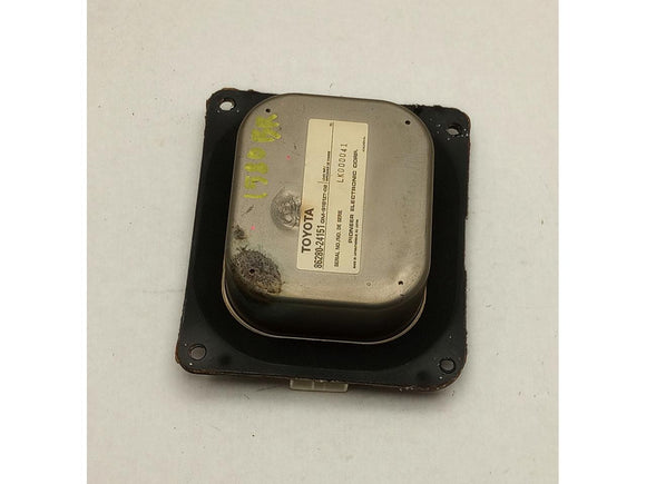 Lexus SC400 Stereo Speaker Amplifier