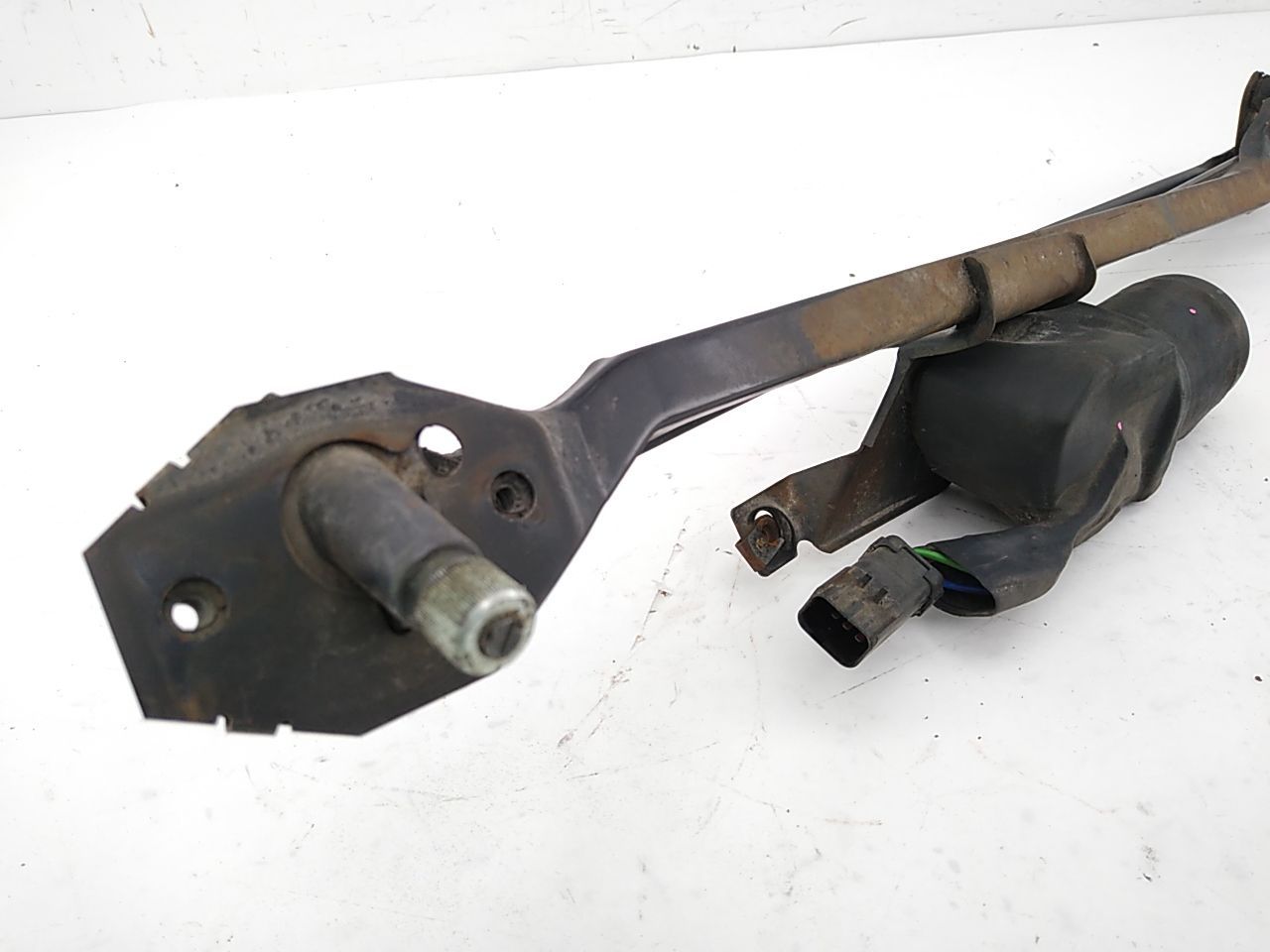 Jeep Cherokee Front Windshield Wiper Transmission And Motor