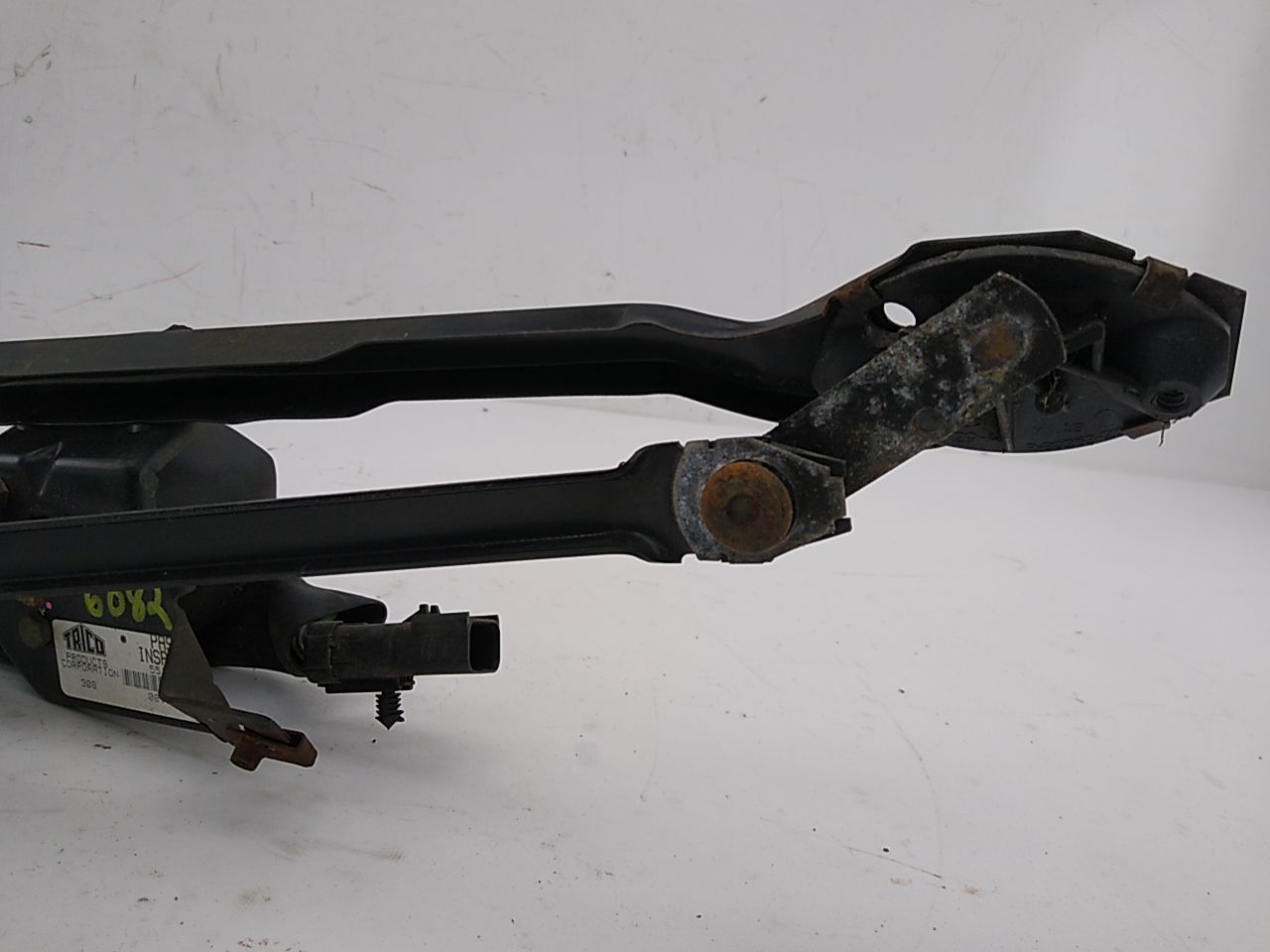 Jeep Cherokee Front Windshield Wiper Transmission And Motor