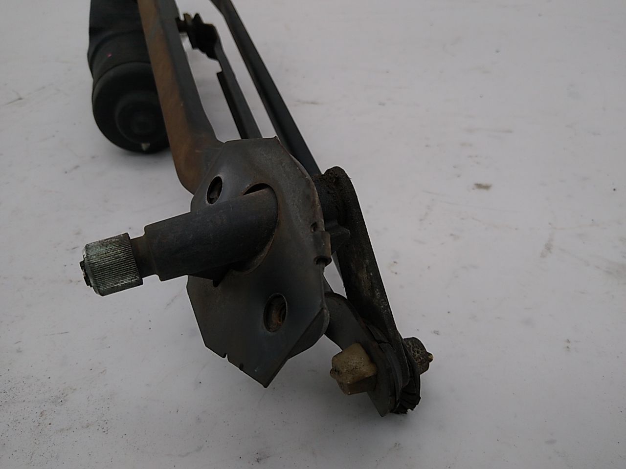 Jeep Cherokee Front Windshield Wiper Transmission And Motor