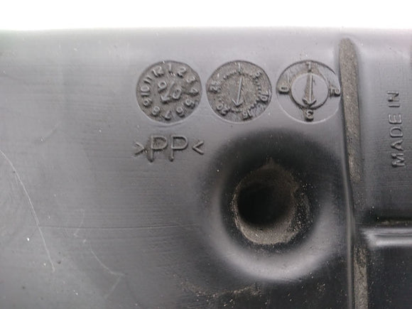 Pontiac Solstice Air Cleaner Resonator Housing