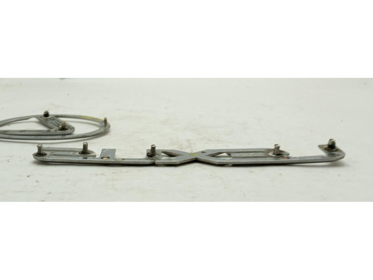 Lexus SC400 Trunk Lexus Emblem And Badge