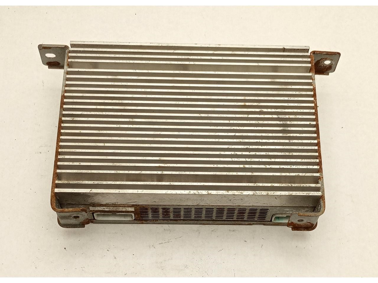 Lexus SC400 Radio Audio Amplifier Module