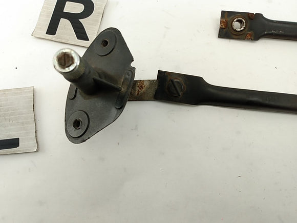 Ford Bronco Pair Of Windshield Wiper Linkages