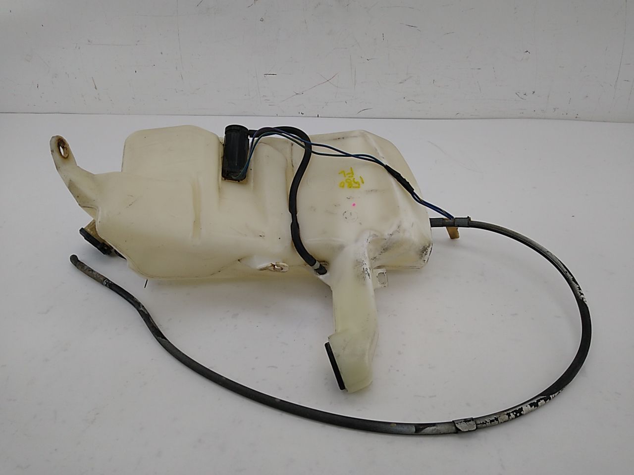 Lexus SC400 Windshield Washer Fluid Reservoir - 0