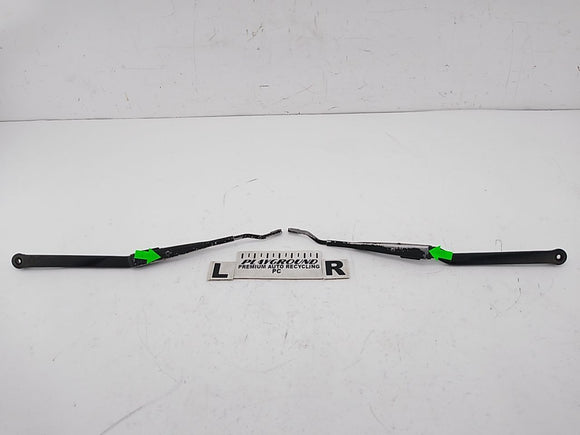 Lexus SC400 Pair Of Windshield Wiper Arms