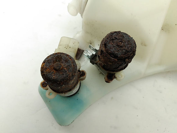 Jeep Cherokee Windshield Washer Fluid Reservoir