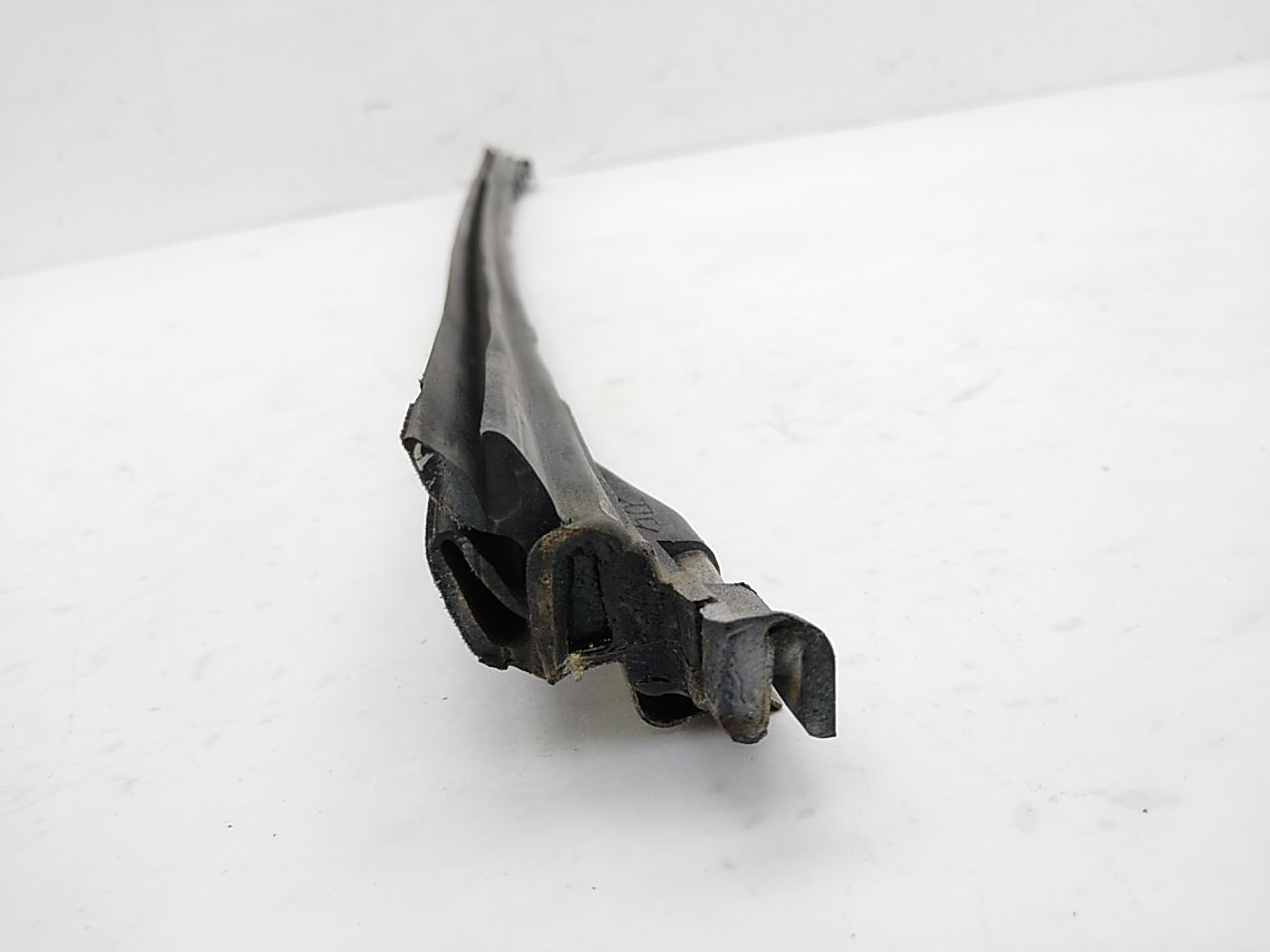 Lexus SC400 Pair Of Front Door Window Sweeps