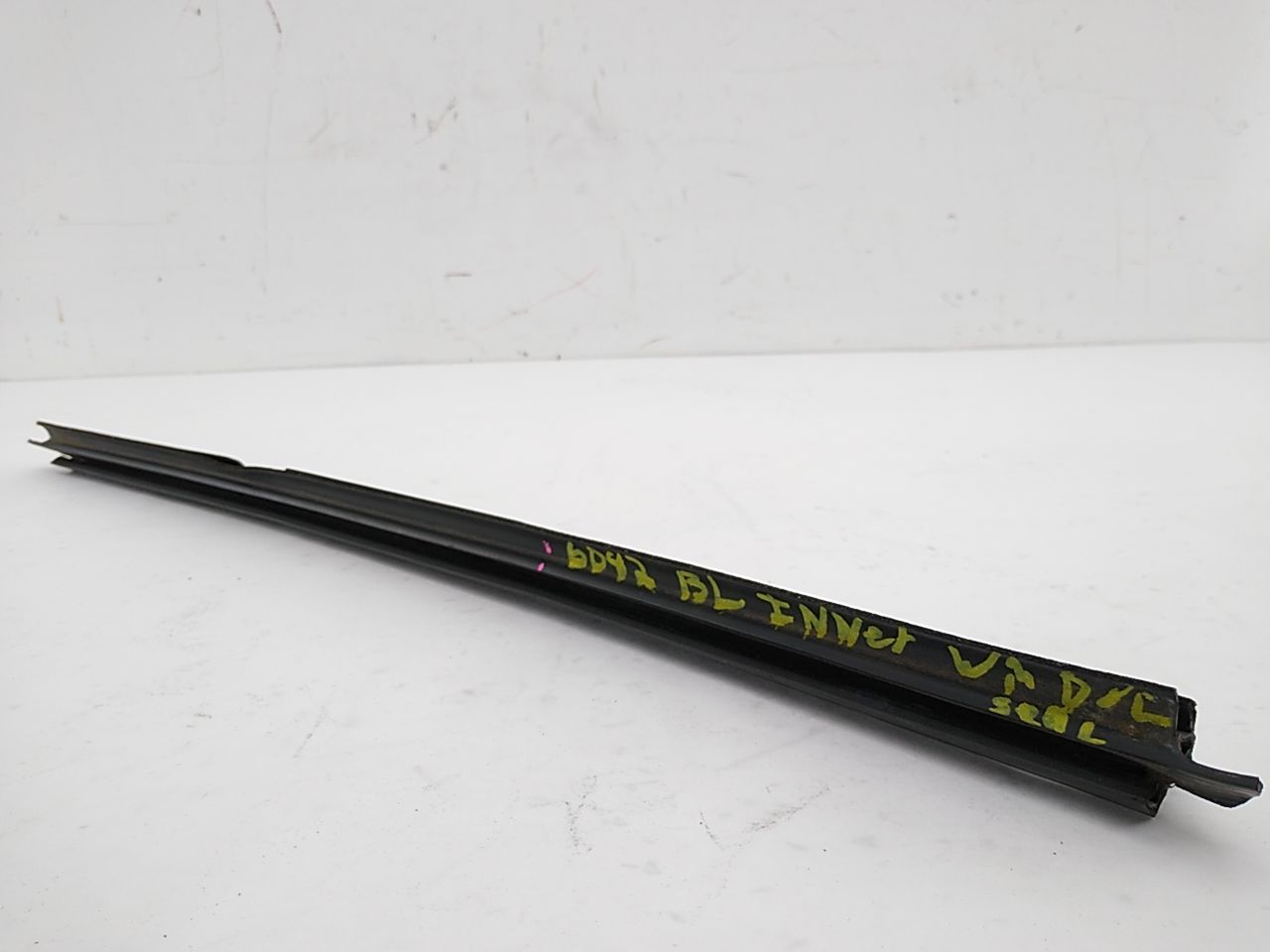 Jeep Cherokee Set Of Inner Window Seals Front & Rear