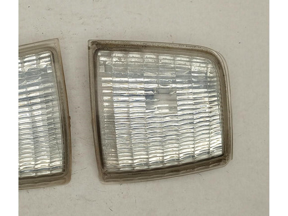 Ford Bronco Pair Of Front Side Marker Corner Lamps