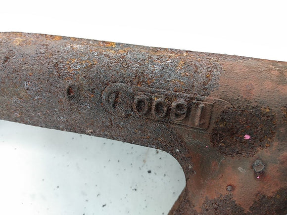 Jeep Cherokee Pair Of Exhaust Manifolds