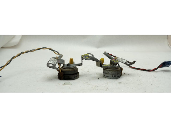 Lexus SC400 Pair Of Front Door Tweeter Speakers