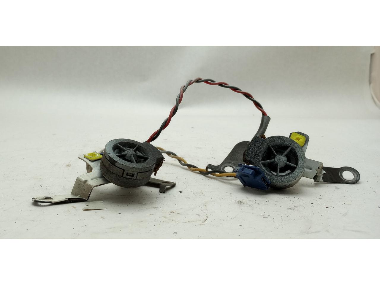 Lexus SC400 Pair Of Front Door Tweeter Speakers | Playground PAR