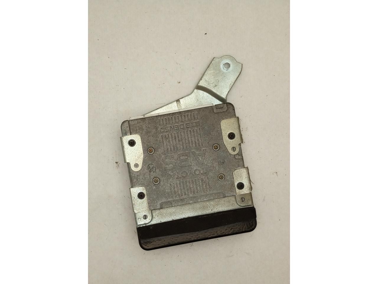 Lexus SC400 ABS Pump Module