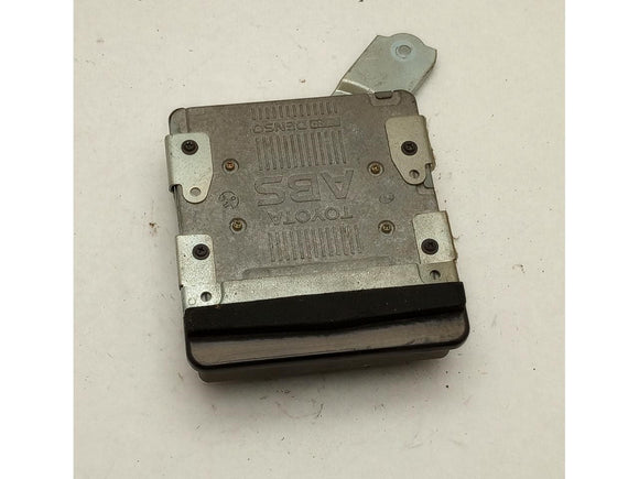 Lexus SC400 ABS Pump Module