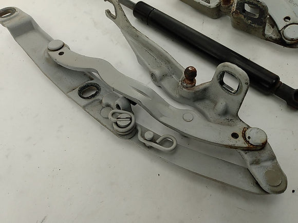 BMW Z4 Pair Of Trunk Hinges
