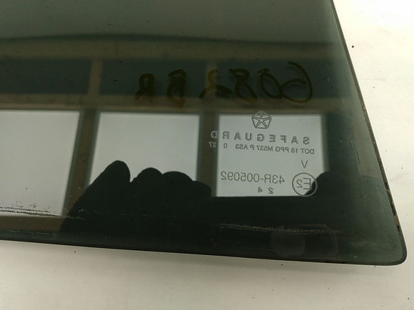 Jeep Cherokee Passenger Right Rear Quarter Glass