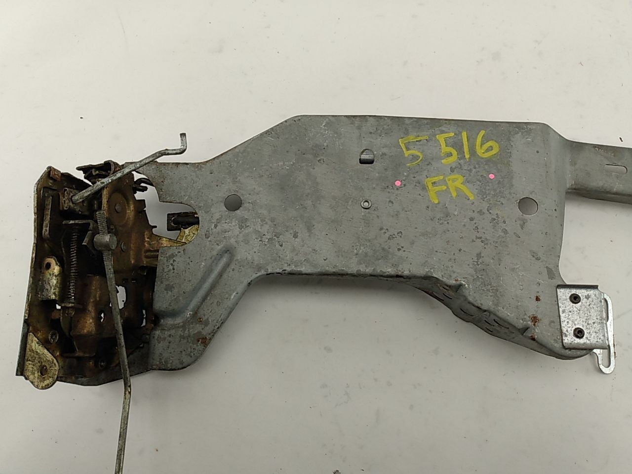 Buick Reatta Passenger Right Front Door Lock Latch
