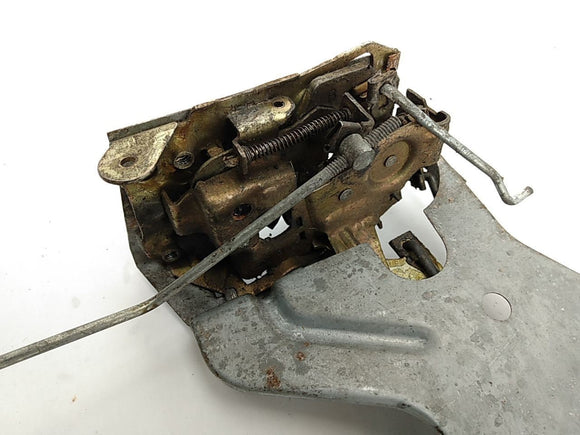 Buick Reatta Passenger Right Front Door Lock Latch