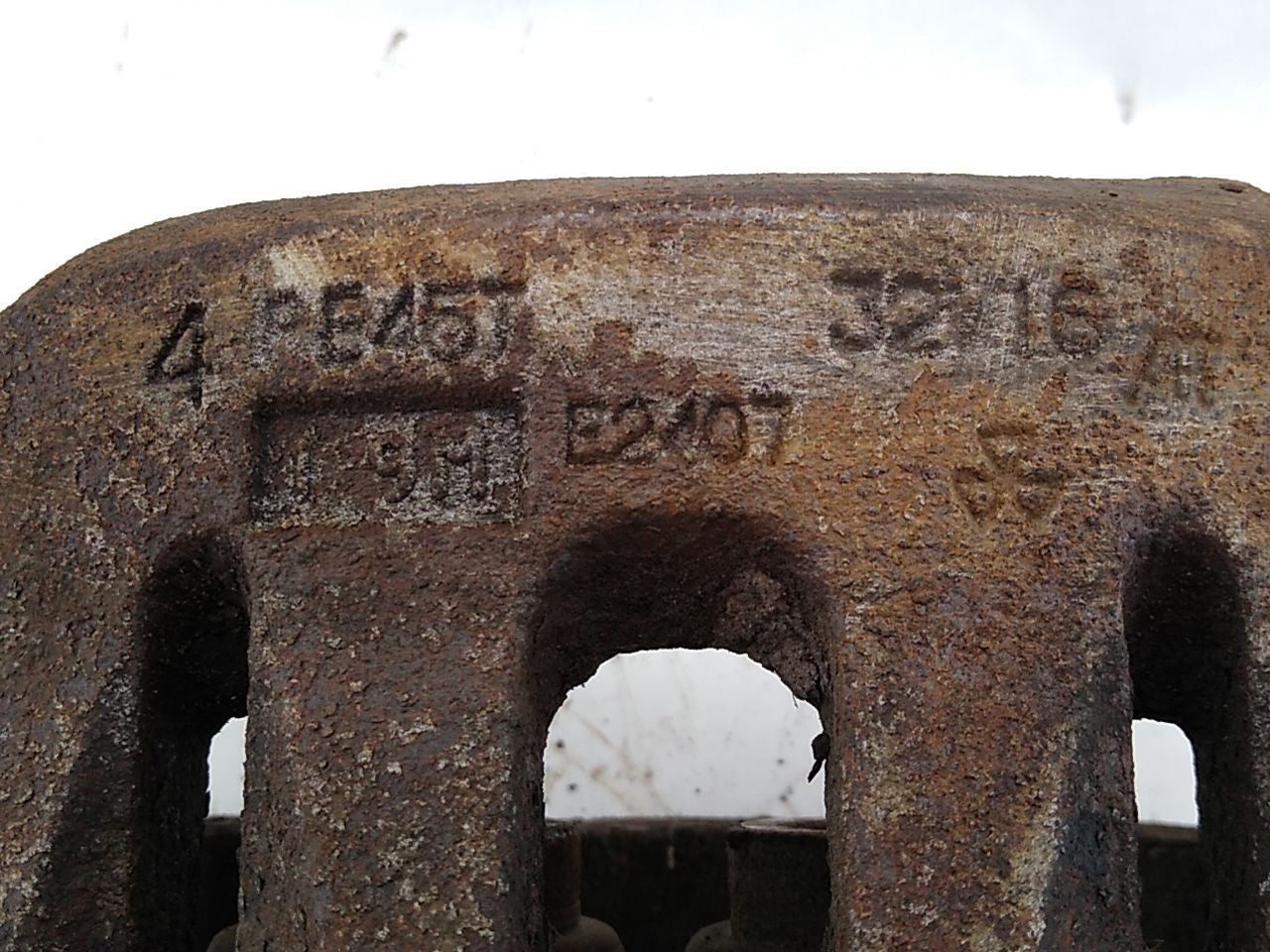 Lexus SC400 Passenger Right Front Brake Caliper