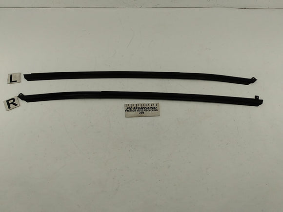 Buick Reatta Pair Of Front Outer Window Sweeps