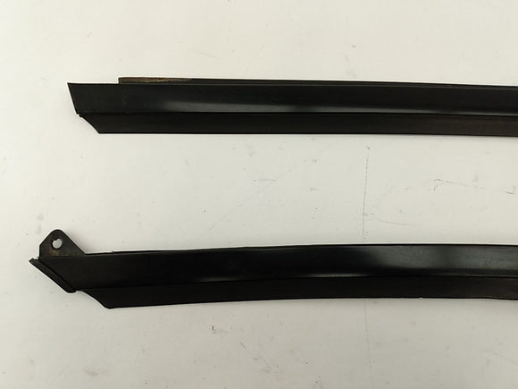 Buick Reatta Pair Of Front Outer Window Sweeps