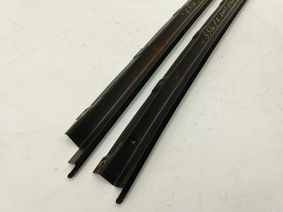 Buick Reatta Pair Of Front Door Panel Retainers