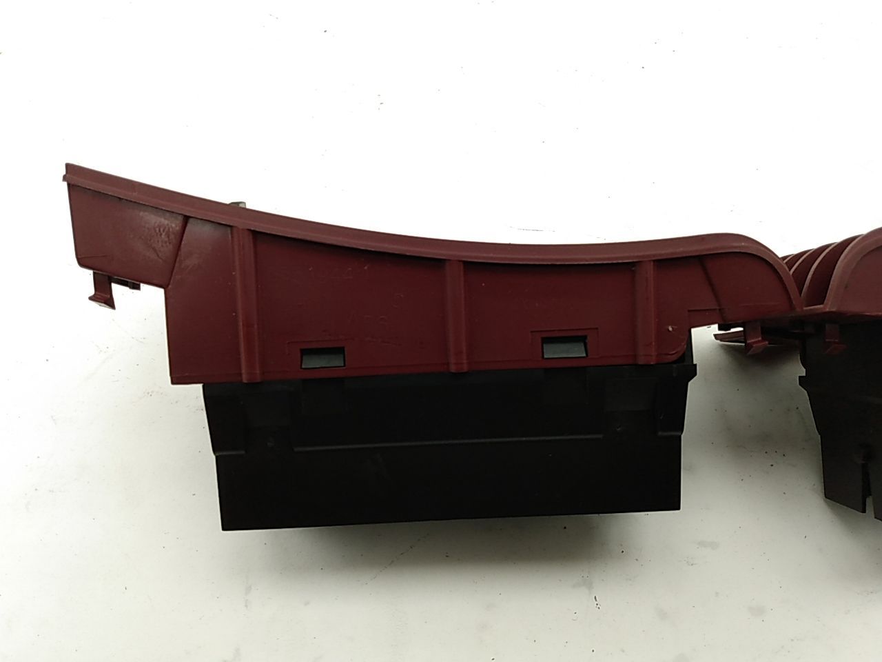 Buick Reatta Pair Of Dash Air Vent Grilles