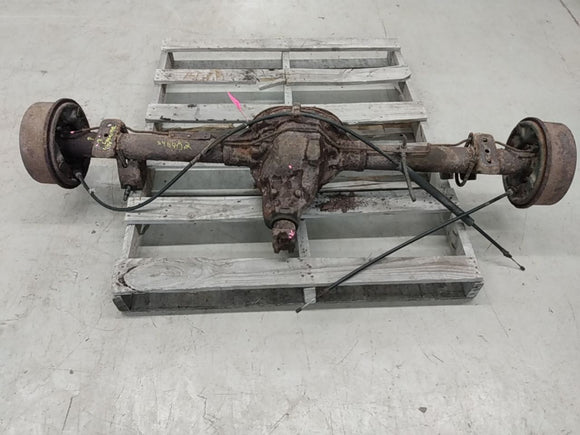 Jeep Cherokee Complete Rear Axle Assembly