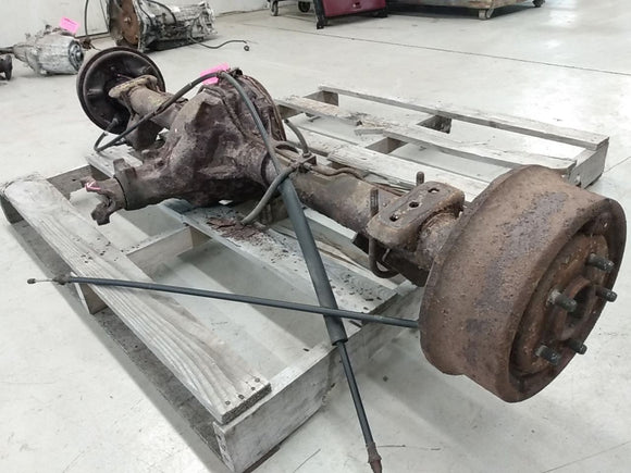 Jeep Cherokee Complete Rear Axle Assembly