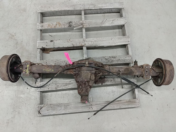 Jeep Cherokee Complete Rear Axle Assembly