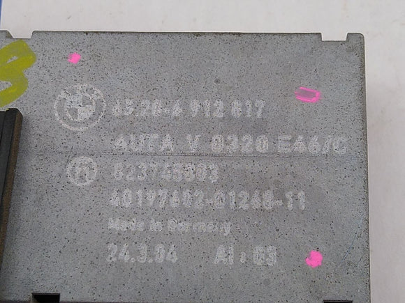 BMW Z4 Radio Antenna Amplifier Diversity & Receiver Module