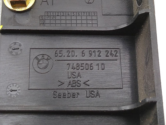 BMW Z4 Radio Antenna Amplifier Diversity & Receiver Module