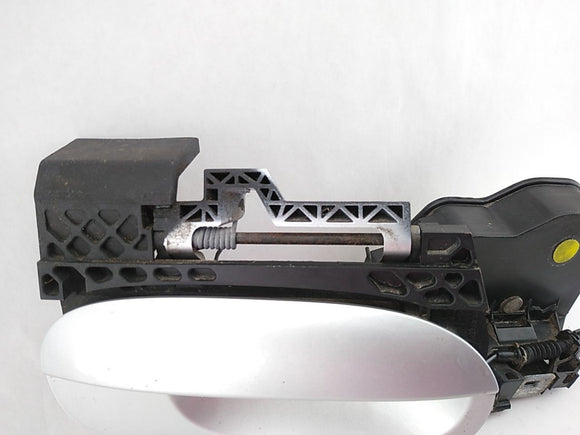 BMW Z4 Passenger Right Door Handle and Lock Actuator