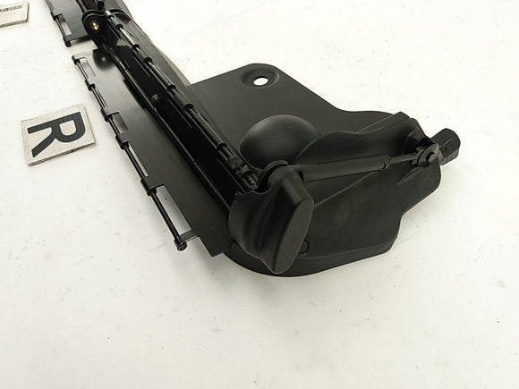 BMW Z4 Pair Of Side Parcel Shelf Mounts