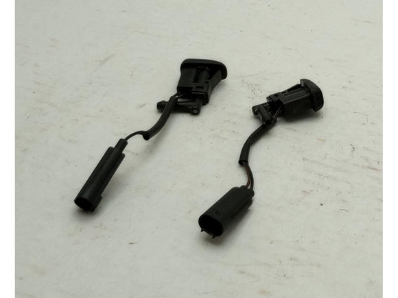 BMW Z4 Pair Of Windshield Washer Nozzle Spray Jets