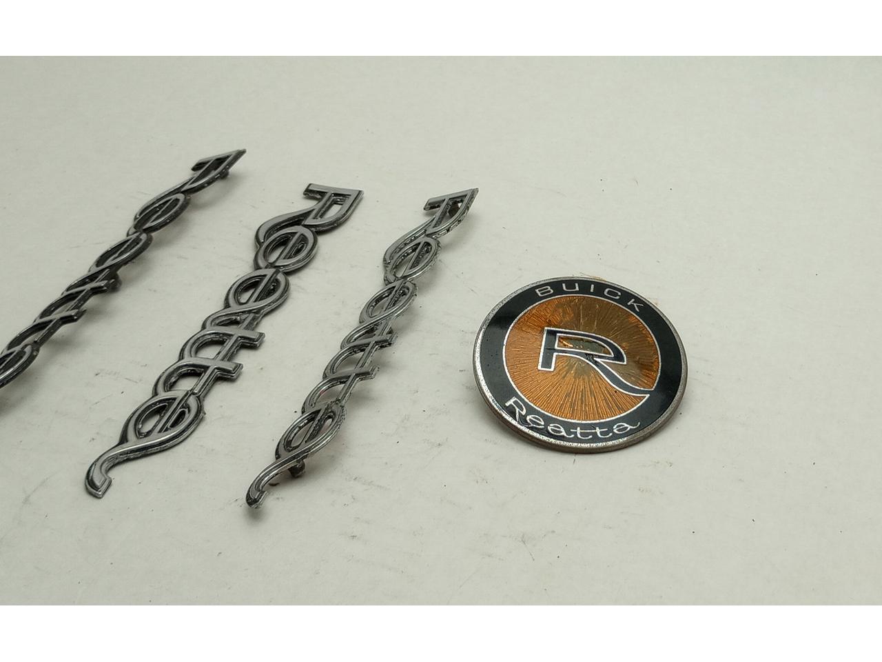 Buick Reatta Hood & Door Badge Emblem